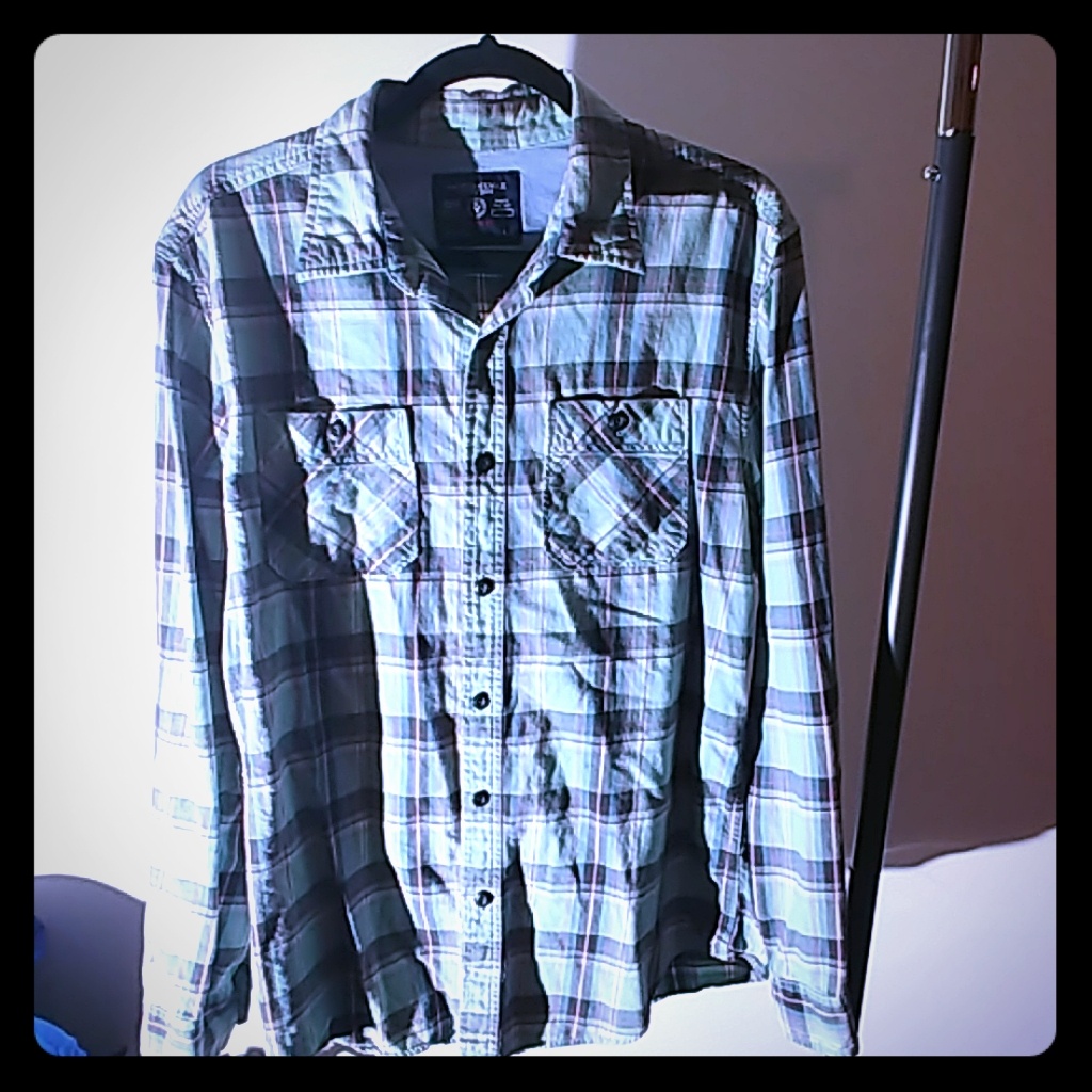 Aeo Plaids Large Button Down